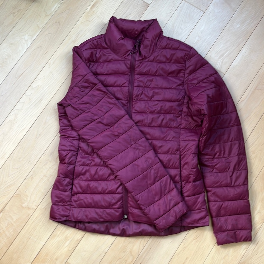 Old Navy Active lightweight packable jacket